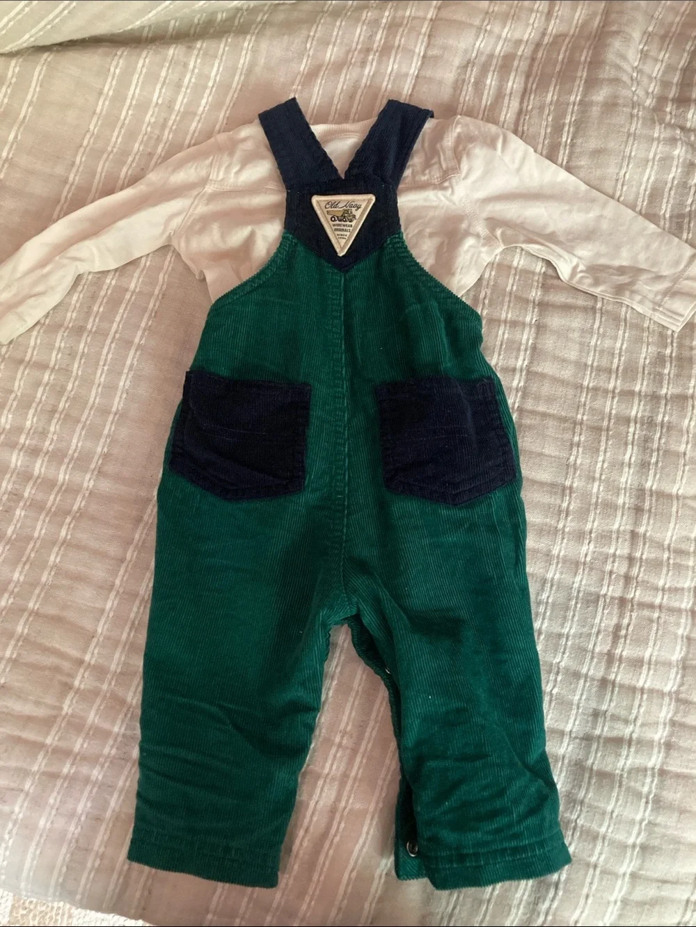 Old Navy overall set